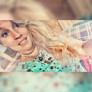 Meet your Posher, Ashly